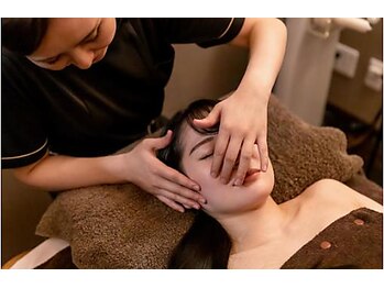 リバイブ 五反田店(REVIVE)/エラ頬張り/左右差輪郭【小顔】