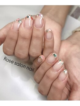 トータルビューティーローズ(Rose)/シェルを使ったフレンチネイル