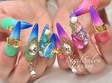 ネイルサロンラグジュアリー 梅田店(LUXURY)/カラフルスカルプ
