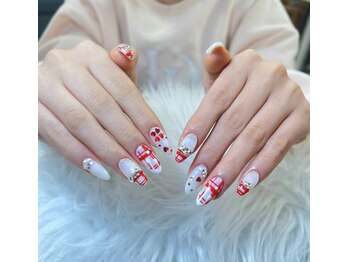 チップ持ち込みデザインネイル