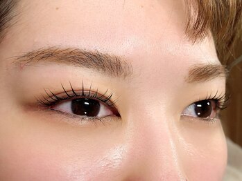 スワンキー(Swanky)/韓国風進化系まつ毛カール