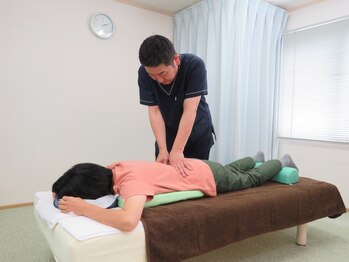 あたご整骨院の写真/【PCやスマホの長時間使用からくる眼精疲労、溜まってしまっていませんか？】根本改善で頭痛の原因を改善！