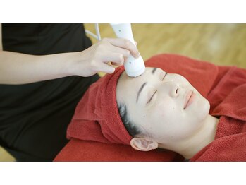 サロンドヴィセイ/【高周波ポレーション】