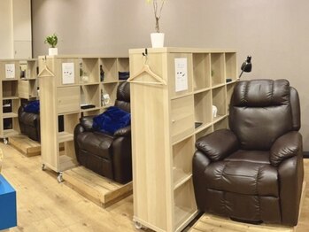 ネネ 辻堂店(nene)の写真/《辻堂駅から徒歩3分》アクセス抜群で通いやすさ◎リクライニング&半個室のリラックス空間でゆったり施術♪