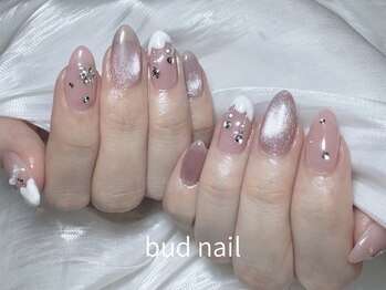バドゥネイル(bud nail)