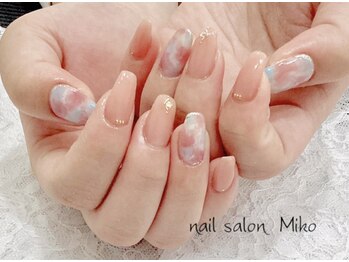 ミコ(Miko)の写真/【定額デザインが豊富!!】毎月変わるデザインがおすすめ♪カラー変更OK/パラジェル変更¥550