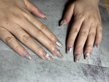 ELORA NAIL STUDIO【10/1 NEW OPEN（予定）】の写真/【磐田/推し活にも◎】美しい爪の形をつくる長さ出し！丁寧なロシアンケア×デザイン再現
