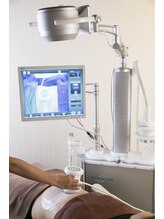 エテルノリンド(Eterno Lindo)/キャビ、ラジオ波同時施術