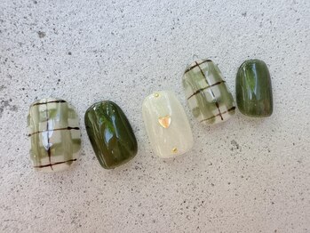 スピーディーネイル(Speedy Nail)の写真/トレンドデザインや季節感のある華やかなデザインをショートネイルでも★豊富なサンプルから選択可◎