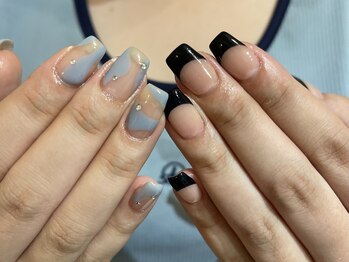 ハチイチイチサン(8113)/うねうねネイル