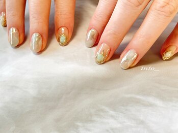 ネイルサロン イントゥ(into_)/大理石　ミントグリーン　ミラー