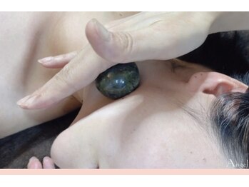 プチュリア(puCuria)/ストーンマッサージ