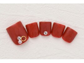 6月号 5600円　フットネイル