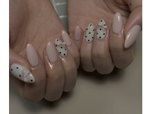 ビーアネイル(BeeA nail)の雰囲気(ドット)