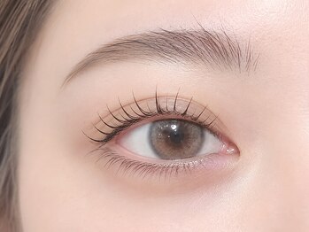 フォクシーラッシュ ららぽーと甲子園店(FOXY LASH)の写真/似合わせ学割まつ毛パーマ☆すっぴんでもしっかり盛れる目元へ♪ビューラー卒業したい学生様に大人気です♪