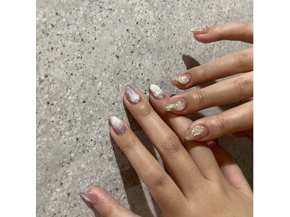 ネイルサロン エーナイン ザ ビッグ東雁来店の写真