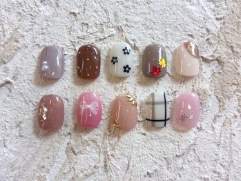 ハニービー(Honey Bee)の写真/実力派ネイリストの抜群の仕上がり◎形にこだわり,どこから見てもキレイな指先に♪シンプルnailならお任せ!