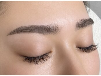 ビサイド 赤坂(beside.)の写真/【美眉アイブロウ￥5800★】骨格似合わせWAXスタイリング♪左右バランスを整えて一気に垢抜け顔へ☆