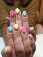 ラ シュシュ(La chou chou)/マカロンネイル