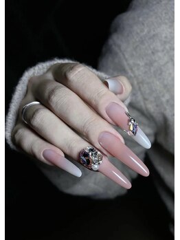 チークグラデーションネイル