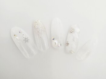 ビーケア 自由が丘店(B.care)/フラワーネイル￥6480
