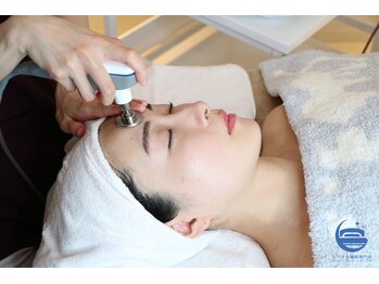 とろける睡眠専門店 麻布十番/フェイシャルインディバが得意