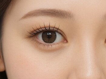 エスデザイン(es design)の写真/持ちの良さで人気のまつ毛パーマ♪ケラチントリートメントでマスカラいらずの美まつげヘ★
