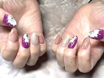 ネイルサロンブリス(nail salon Bliss)/☆大人のフラワーファーネイル☆