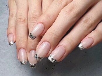 ラックス 神戸元町(LAX)の写真/【営業時間9時30分～21時】仕事帰り・早朝もOK◎ライフスタイルに合わせて通えるサロン♪元町駅から徒歩2分