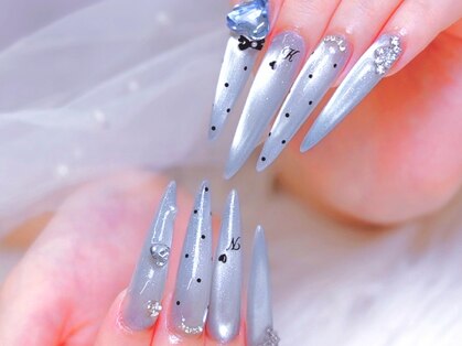 ラッキーネイル(lucky nail)の写真