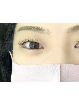 ナチュラル上品な目元にしたい