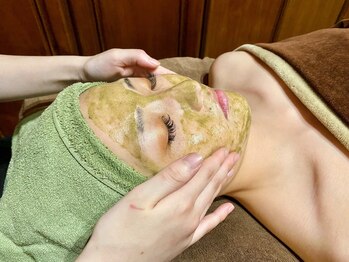 ポノ 甲府本店(pono)の写真/【激的改善】ツヤモチ肌ハリ肌へ　REVI陶肌ハーブトリートメント＋頭蓋骨矯正　￥6,200