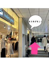 フォクシーラッシュ 大阪梅田本店(FOXY LASH)/JR大阪駅/中央改札からの道順６
