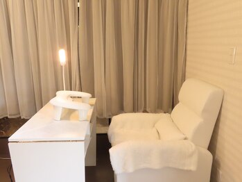 落ち着く半個室