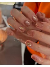 ゴトラネイル(5.tr_nail)/マグネットに2本アート