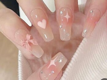 ネイルサロン ジェイ(Nail Salon J)の写真/自爪の長さや形でお悩みの方へ☆スカルプorチップ長さ出しで、スラっとのびる理想の美しい爪を実現♪