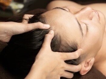 オンセンスパ アネックス 麻布十番店(onsenSPA annex)の写真/頭フル回転でお仕事をされている方必見!都会の喧騒を忘れる静かな完全個室でゆったりヘッドマッサージ♪