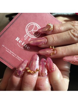 ネイルアンドアイラッシュ レーヌ(Reine)/