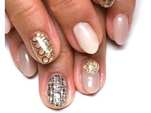 ペルナ perna/ゴージャスネイル