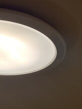 ケン指圧治療院(KEN指圧治療院)/スピーカー付き照明