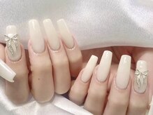 エムズ ネイルサロン(M2)/長さだしシンプルオフホワイト