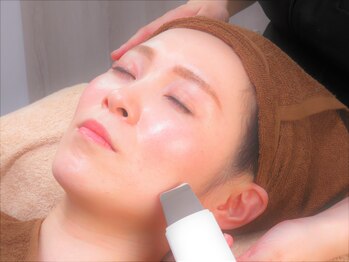 アイリーユー(Airy U)/超音波振動で角質除去!