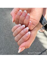 ビューティーフロア ビビット サロンアンドスクール(BEAUTYFLOOR vivid salon&school)/ホワイトフレンチ★