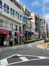 ルララ(ru*la*la*)/道順２　駅前の信号を渡ります