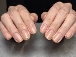 肌馴染み抜群のオフィスネイル
