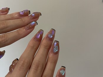 ハチイチイチサン(8113)/うるうるネイル