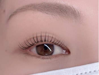 Lill by Flag 九大学研都市店【まつげパーマ/アイブロウ/まつ毛/眉毛】/まつげパーマ・パリジェンヌ九大