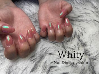 ホワイティ(Whity)/ちゅるんネイル