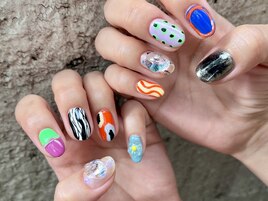 個性派ネイルでお洒落に★