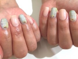 retreat nail